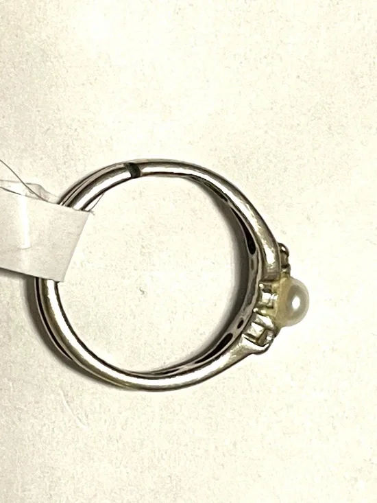 Sweet Sterling Pearl Ring sz 4 - Picture 4 of 6